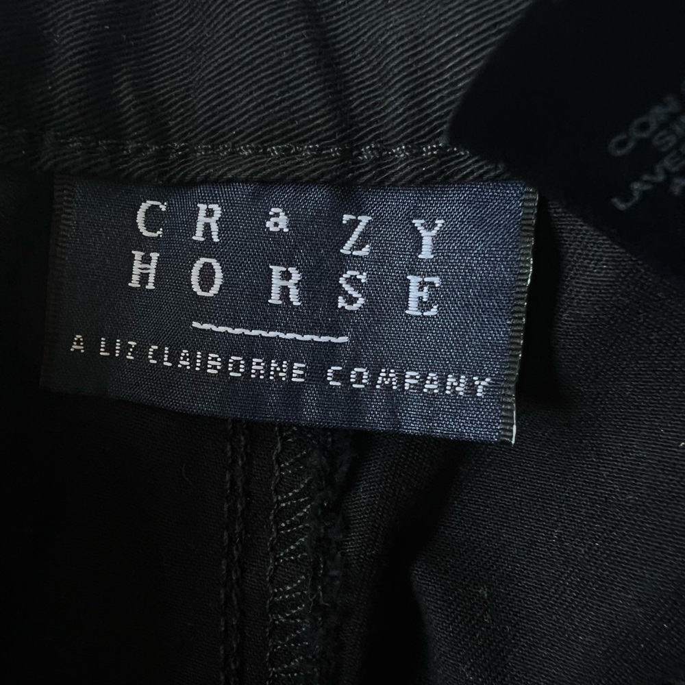 Crazy Horse (Liz Claiborne Company) Black Long Pocketed Shorts.  NWT.  Size = 12 - Picture 3 of 13